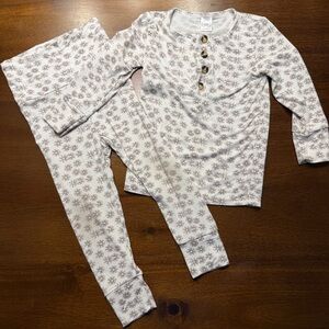 114 Lou Lou & Company Snowflake/Flower Long Matching Set -Cream and Brown 12-24M